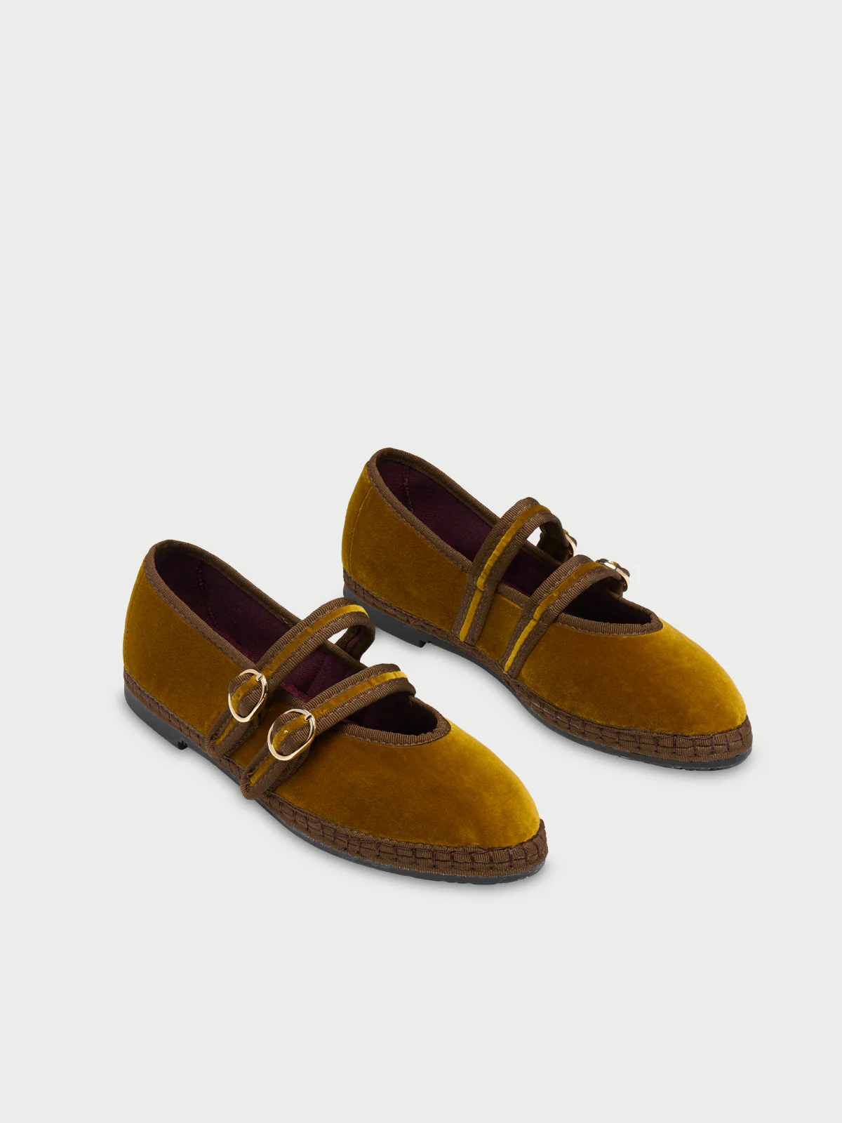 Claire Ochre - Image 3