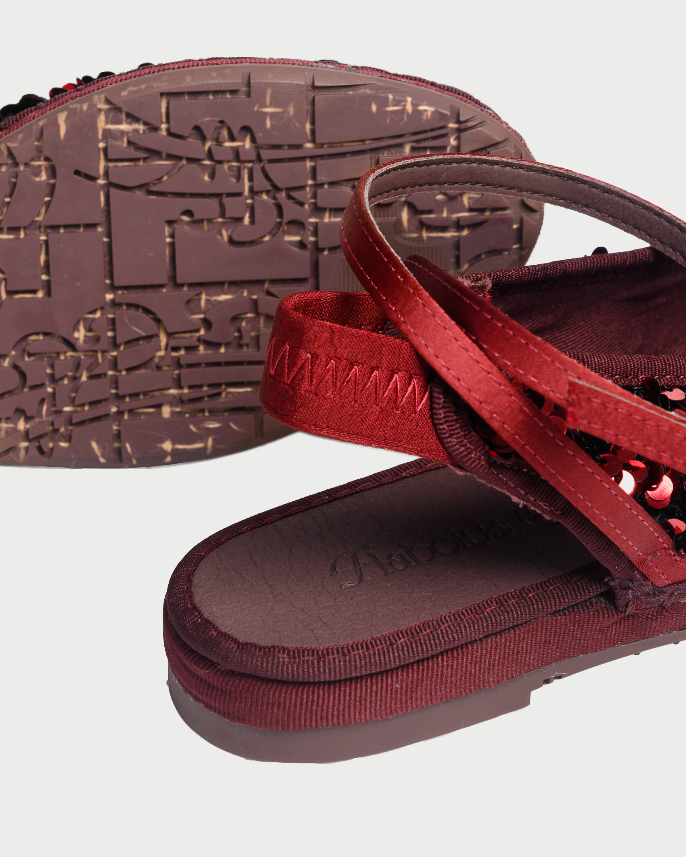 Flabelus X Sara Salamo Burgundy - Image 3