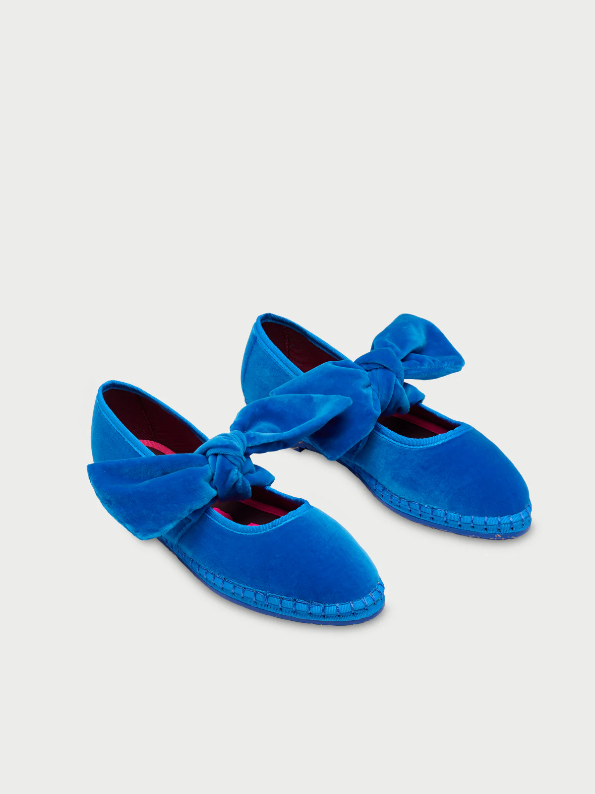 Lady Lyra Blue - Image 3