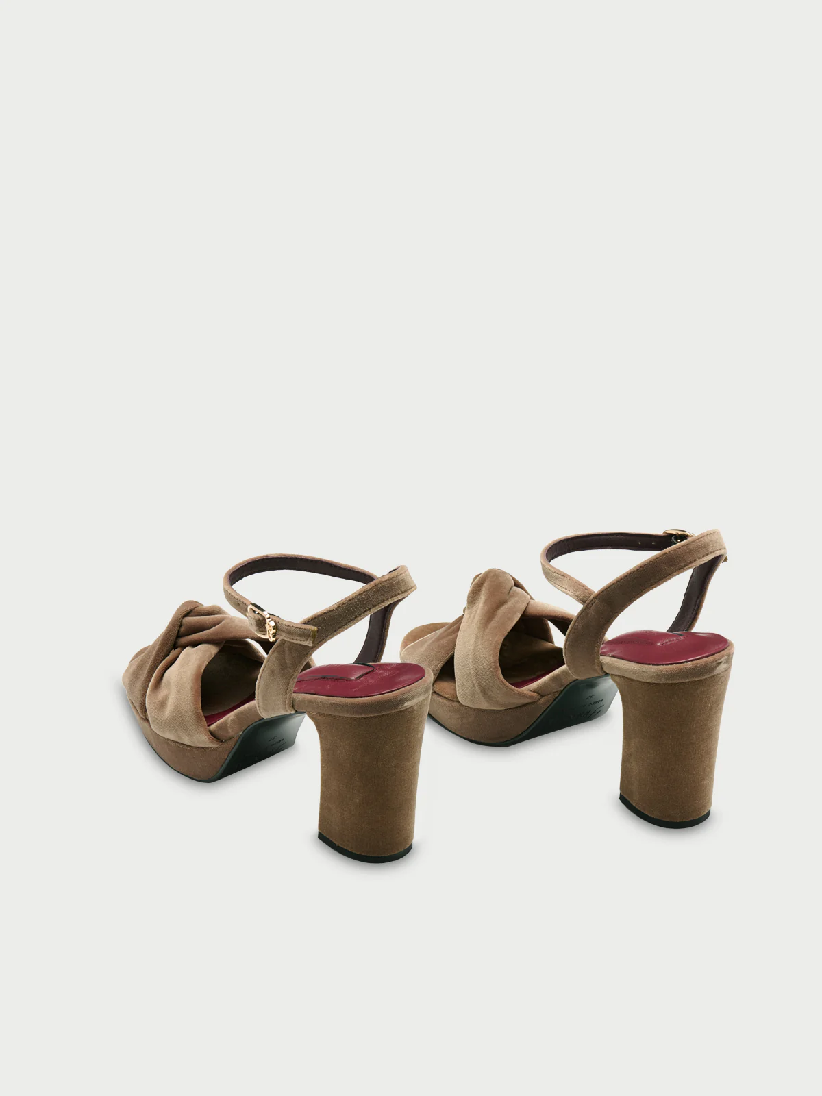 Mushu Sandal Mouse - Image 3